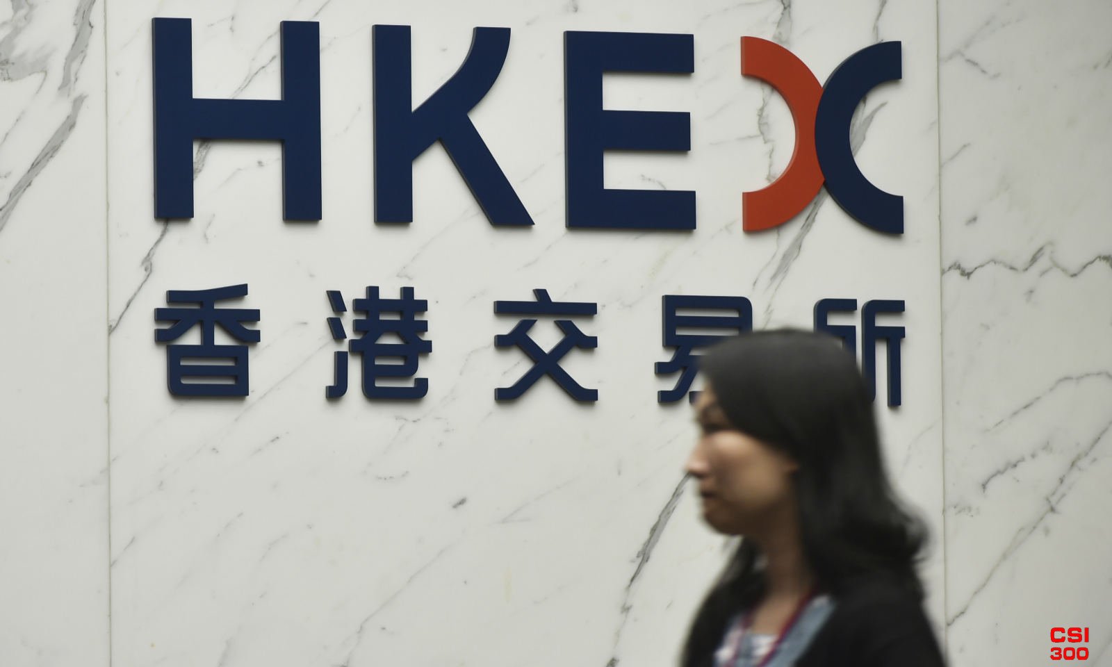 随着中国资金的涌入 香港股市再度火爆