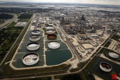 ﻿大型石油公司对50美元的原油价格不以为意