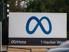 Meta以超过2亿美元的薪酬方案挖走了苹果公司的人工智能模型团队负责人庞若鸣