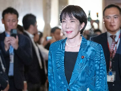 特朗普当着日本首相面援引珍珠港事件 为袭击伊朗事前保密辩护